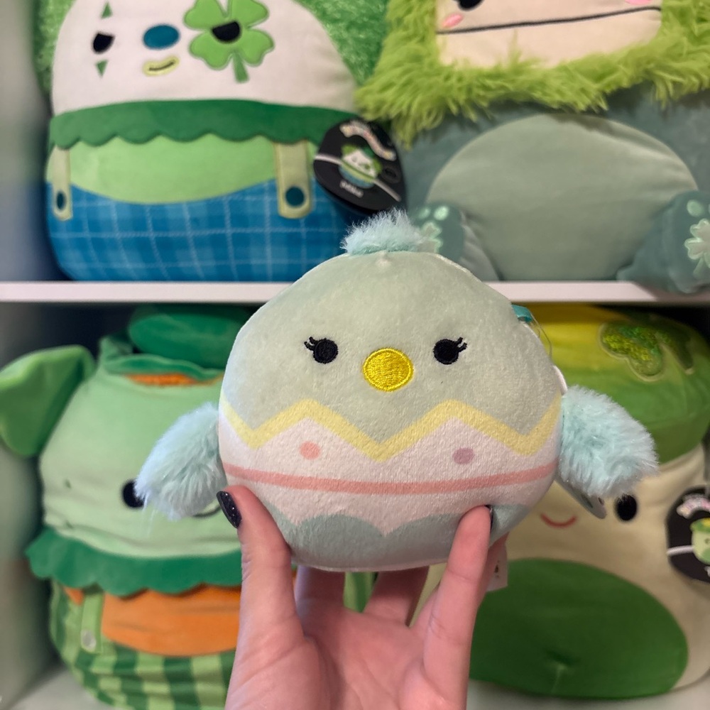 OG 2021 Justine the green bird in an egg squishmallow NWT TAG BENT 5in